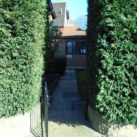 Edgware B&B Barnet Dış mekan fotoğraf